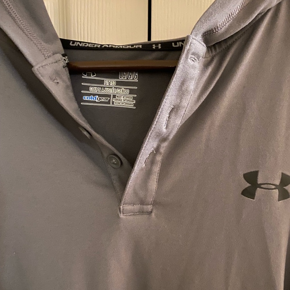 Under Armour Fitted coldgear hoodie